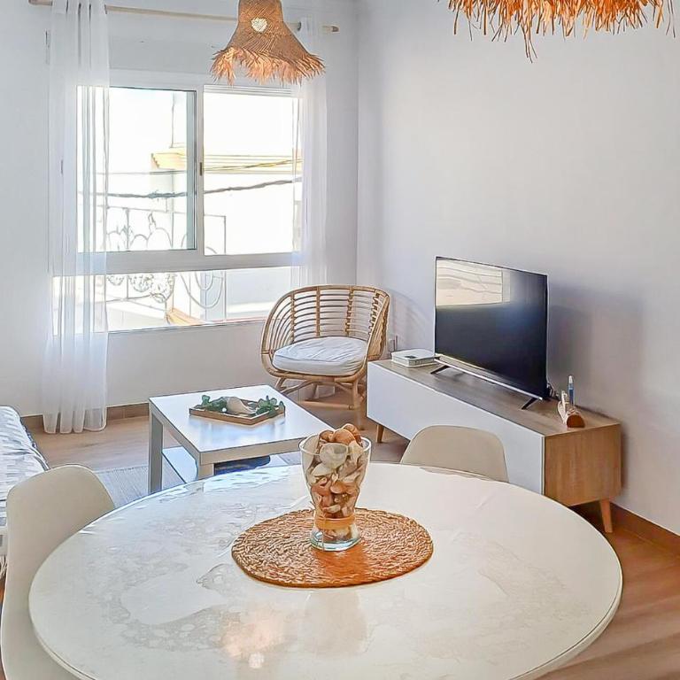 Amazing Apartment In Barbate With Wifi - Apartamento de 2 dormitorios - 7