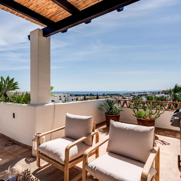 Sea View & Mountain View Apartment with Private Jacuzzi - Sunset Golf, Estepona - Apartamento - 31