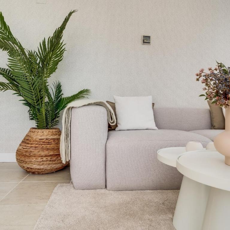 Sea View & Mountain View Apartment with Private Jacuzzi - Sunset Golf, Estepona - Apartamento - 9
