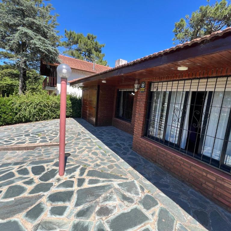 Chalet del Sur - Three-Bedroom House - 1