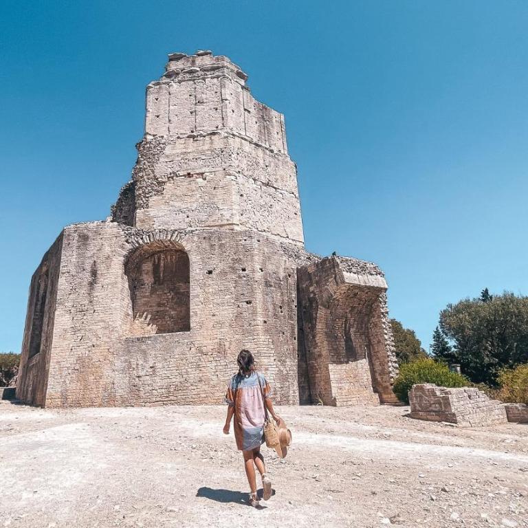 T2 rénové avec parking à 400m des Arènes de Nîmes - Apartamento de 1 dormitorio - 11
