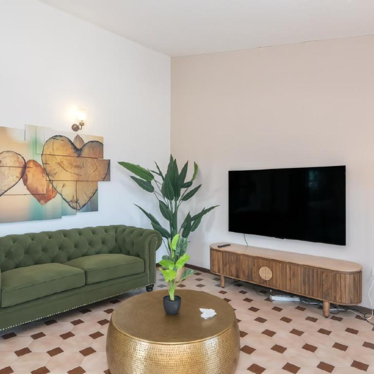 Villa La Dolce Teodoro - Spacious Family Villa Near Beaches & Center - Five-Bedroom House - 32