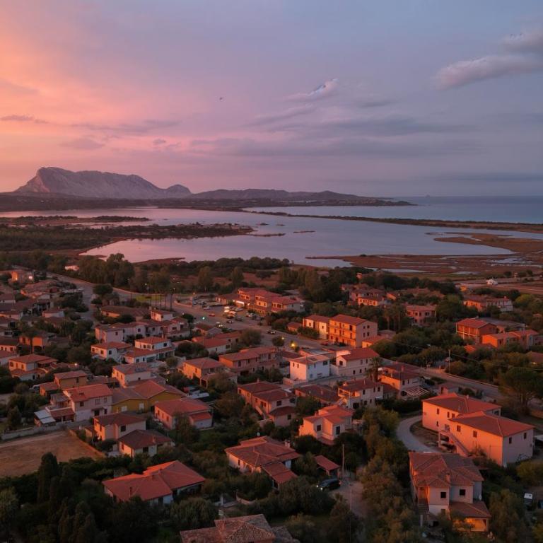Villa La Dolce Teodoro - Spacious Family Villa Near Beaches & Center - Five-Bedroom House - 39
