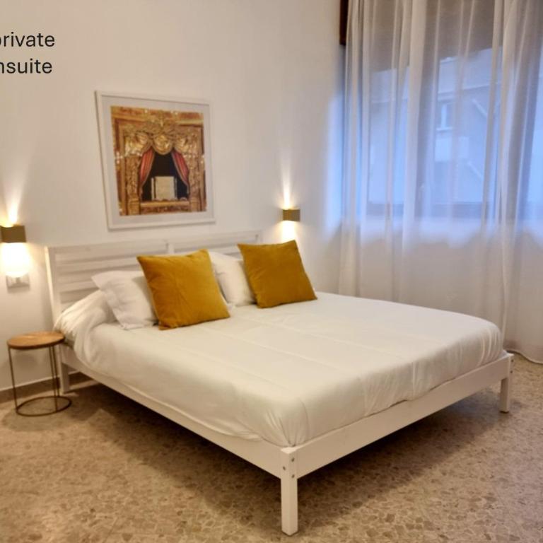 Accordi al Politeama - Camera Matrimoniale con Bagno Privato - 12