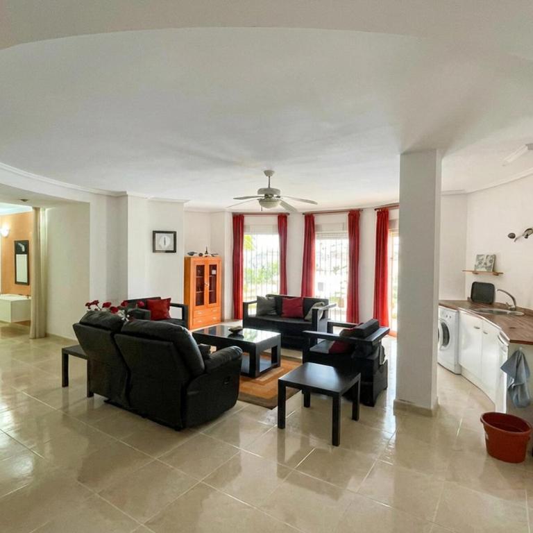 Belle Maison À Ciudad Quesada - Maison de Vacances 4 Chambres - 1