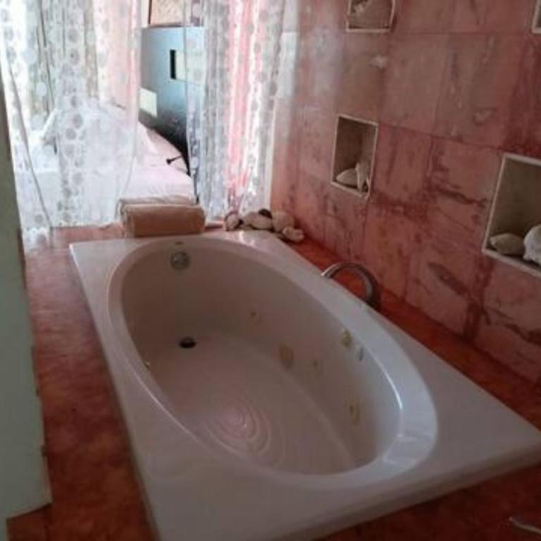 SEA-FRONT VILLA, Isla Mujeres! Stunning Sea Views! - Two-Bedroom Apartment with Balcony and Sea View - 22