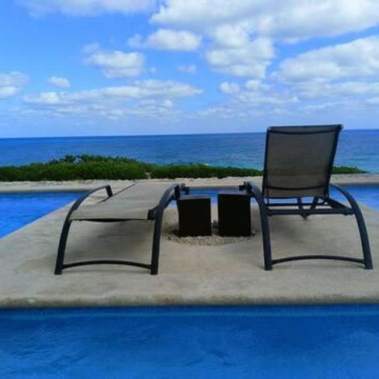 SEA-FRONT VILLA, Isla Mujeres! Stunning Sea Views! - Two-Bedroom Apartment with Balcony and Sea View - 49