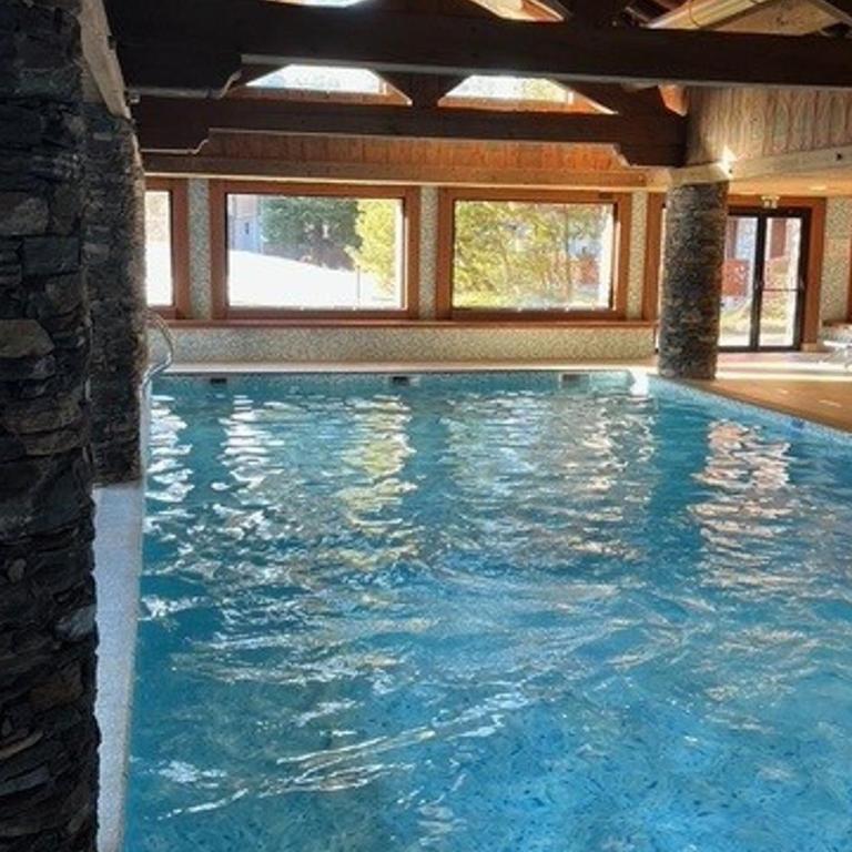 Appartement 5 pièces - Piscine et Spa, Capacité 8 pers. - FR-1-836-60 - Apartment - 23
