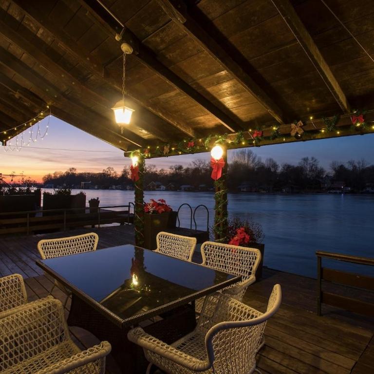 Morning Star River Retreat - A Boathouse in Belgrade - Mobile Home - 23