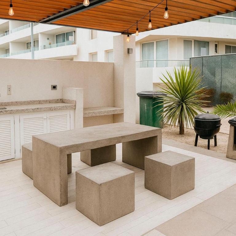 AQUA – Sea, Space, Views and Premium Amenities - Three-Bedroom Apartment - Oceanfront - 30