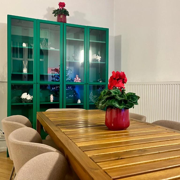 Luxurious central apartment Strasbourg center - Four-Bedroom Luxury Apartment - 40