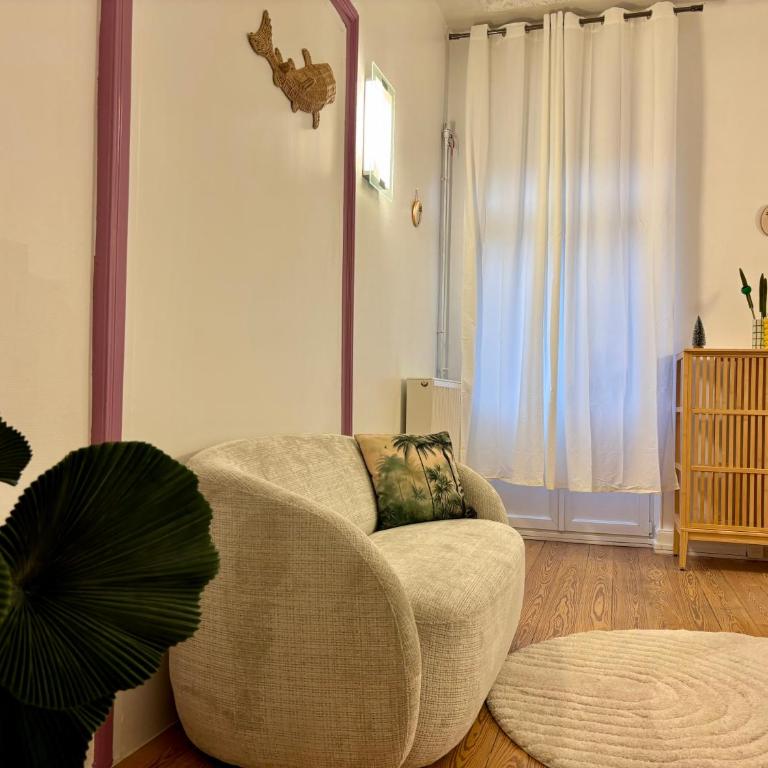 Luxurious central apartment Strasbourg center - Four-Bedroom Luxury Apartment - 41