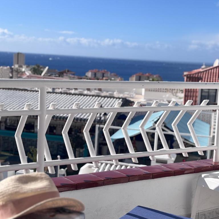 Cindy Golden Bay SeaView Terrace - Apartamento con vistas al mar - 5