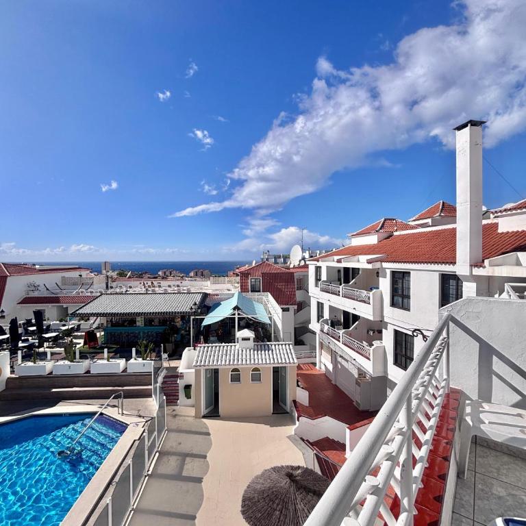 Cindy Golden Bay SeaView Terrace - Apartamento con vistas al mar - 36