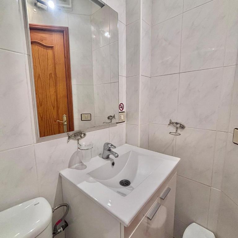 Cindy Golden Bay SeaView Terrace - Apartamento con vistas al mar - 40
