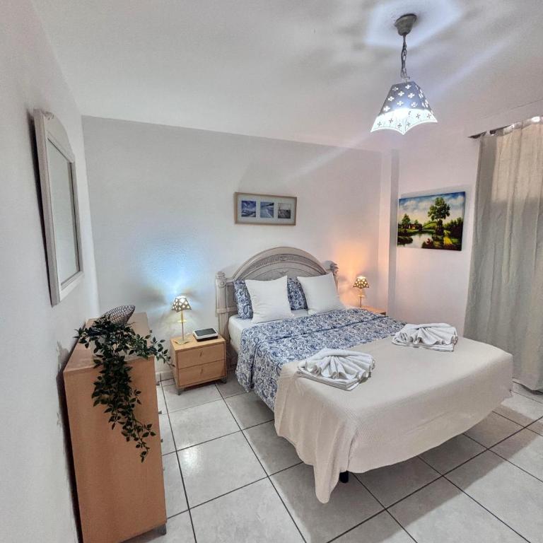 Cindy Golden Bay SeaView Terrace - Apartamento con vistas al mar - 42