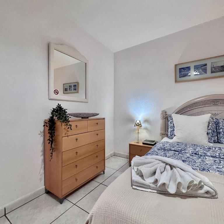Cindy Golden Bay SeaView Terrace - Apartamento con vistas al mar - 50