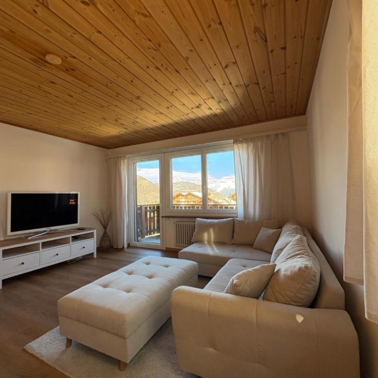 Sonniges Apartment im Zentrum mit Bergblick - Apartment mit 1 Schlafzimmer - 2