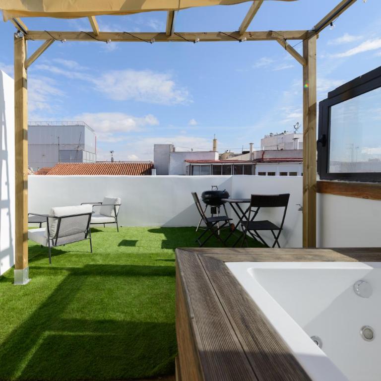 Alojamiento temporal en plaza Santa Ana - Two-Bedroom Apartment - 3