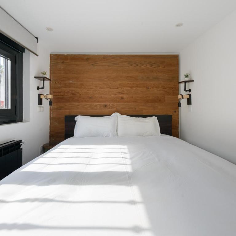 Alojamiento temporal en plaza Santa Ana - Two-Bedroom Apartment - 8
