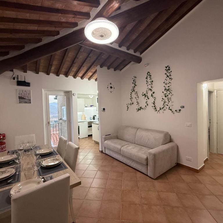 Il Poggiolino d'Oro - Appartamento con 2 Camere da Letto - 54