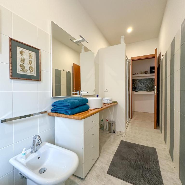 Ampio e luminoso appartamento Arona Galleria - Appartamento Deluxe con 1 Camera da Letto - 23