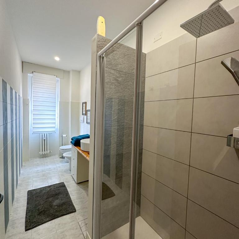 Ampio e luminoso appartamento Arona Galleria - Appartamento Deluxe con 1 Camera da Letto - 11