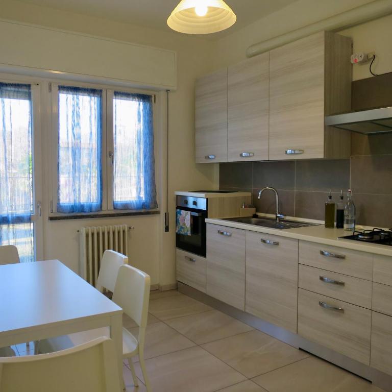 Lily House - Appartamento con 2 Camere da Letto e Terrazza - 6