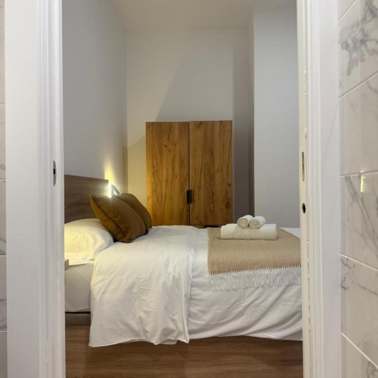 APARTAMENTOS ZONA 5 Justo al lado de la ESTACIÓN DE TREN Y BUS MARÍA ZAMBRANO - Apartamento de 1 dormitorio - 9