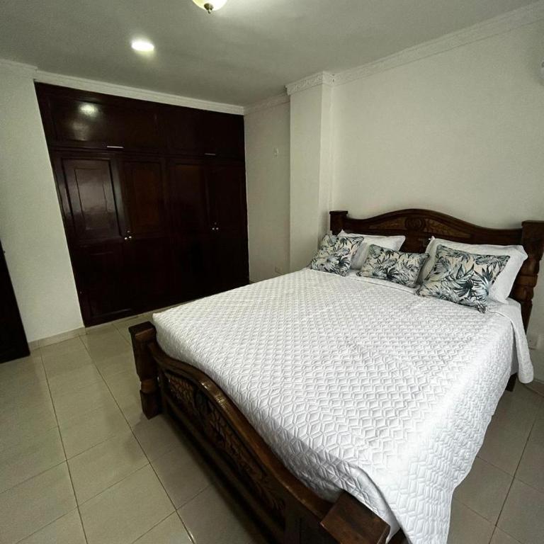 Antares Apartment - Three-Bedroom Apartment - 15