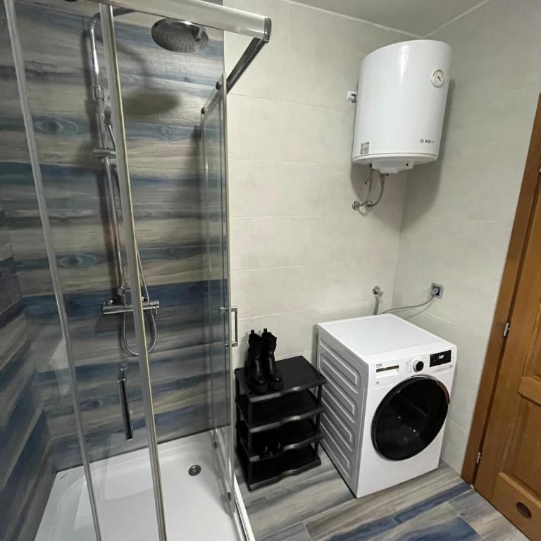 EM Modern Stay Sarajevo Bulevar ParkingGarage - Apartman sa 2 Spavaće Sobe - 6