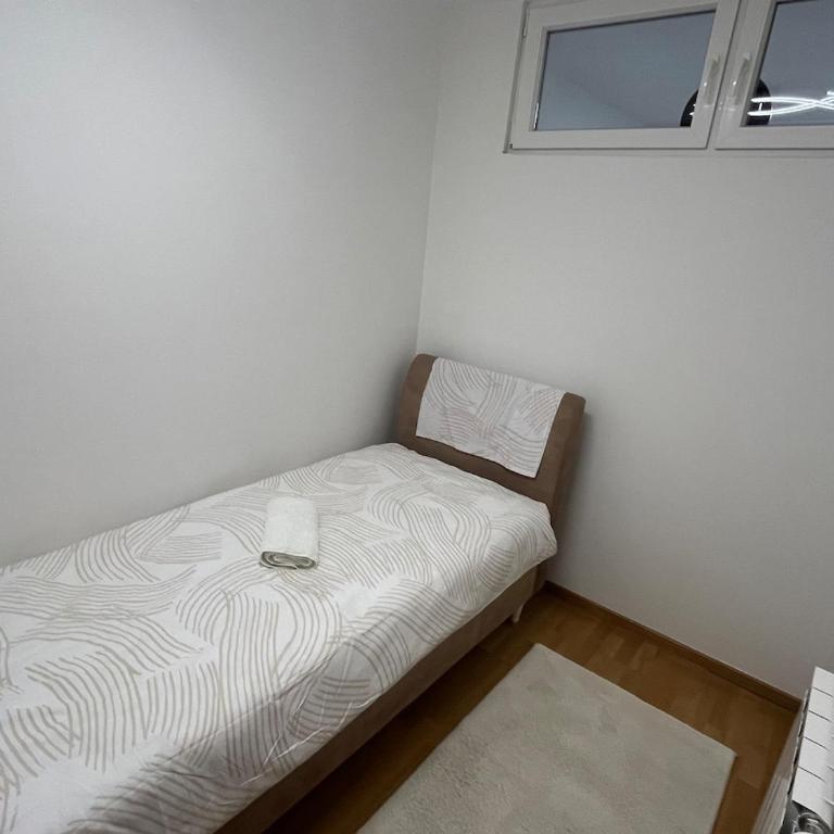 EM Modern Stay Sarajevo Bulevar ParkingGarage - Apartman sa 2 Spavaće Sobe - 15