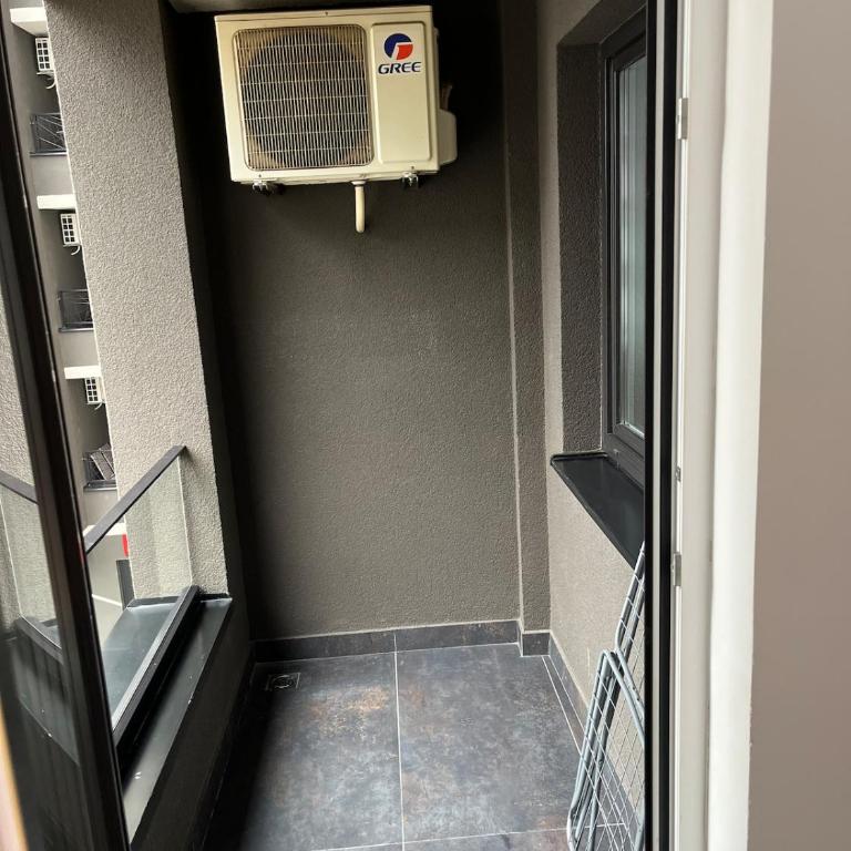 EM Modern Stay Sarajevo Bulevar ParkingGarage - Apartman sa 2 Spavaće Sobe - 5