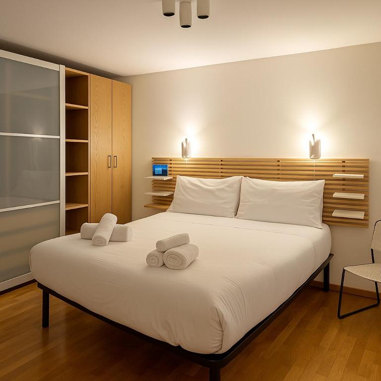 Colli Albani Metro Loft, comfy & well connected - Appartamento con 2 Camere da Letto - 2