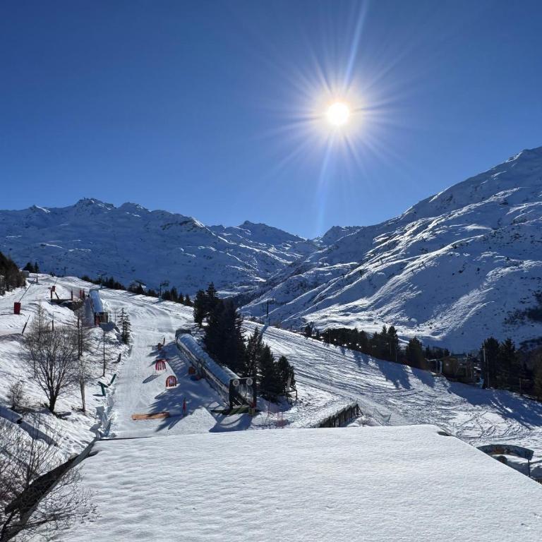 Dorons Mountain Studios, ski-in ski-out, au coeur des Menuires - Monolocale Deluxe - 15