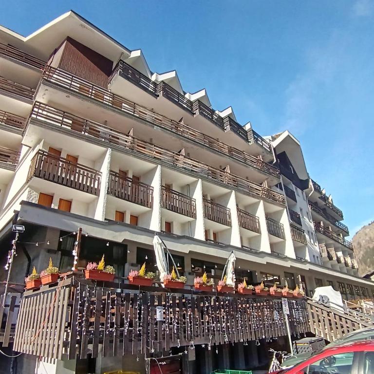 Il Monolocale del Weiss - ai piedi delle piste da sci - Appartamento con 1 Camera da Letto e Balcone - 11