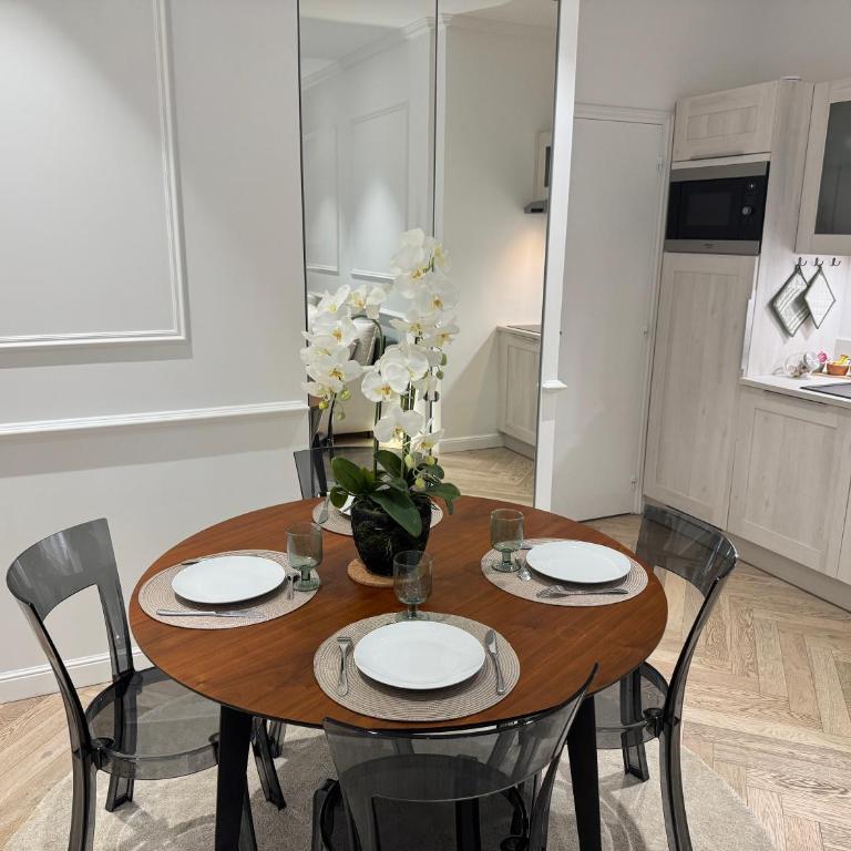 Old town-Exceptional Apartment-in absolute calm - Appartement 2 Chambres - Vue sur Jardin - 14