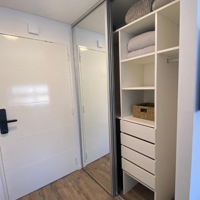 Moderno monoambiente en Monserrat - Apartamento - 6