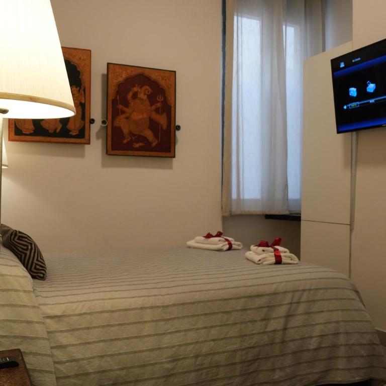 Corridoni Suites - Camera Matrimoniale Standard - 1