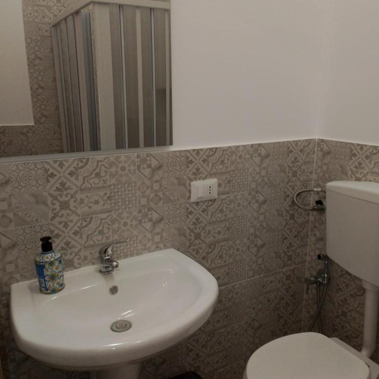 Casa Claudia - Appartamento con Balcone - 2
