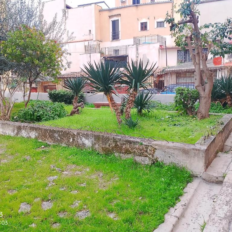 Casa Claudia - Appartamento con 1 Camera da Letto e Vista Giardino - 1