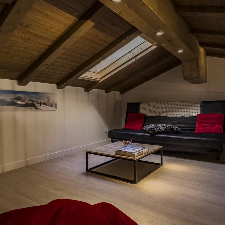 Central & Elegant Apartments,partially with Fireplace, by Zermatt Rental - Penthouse-Apartment mit 3 Schlafzimmern - 22
