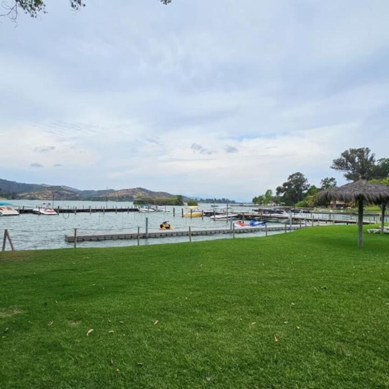 Casa del Lago Rapel - Five-Bedroom House - 25