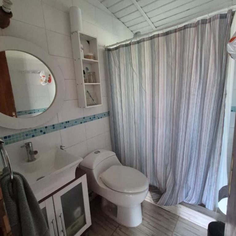 Casa del Lago Rapel - Five-Bedroom House - 11