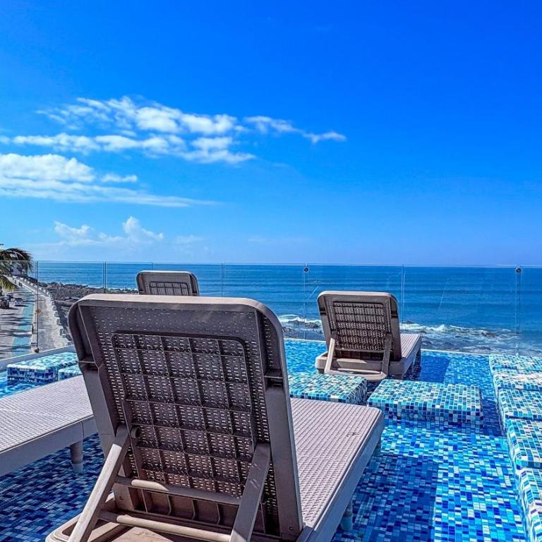 Boca de Cielo · Malecón · Ocean Views - Apartment with Balcony - 2