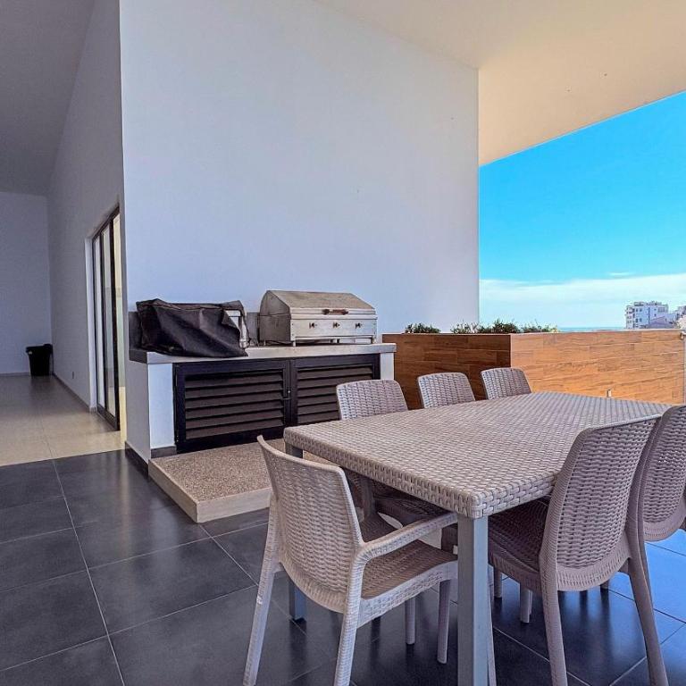 Boca de Cielo · Malecón · Ocean Views - Apartment with Balcony - 10