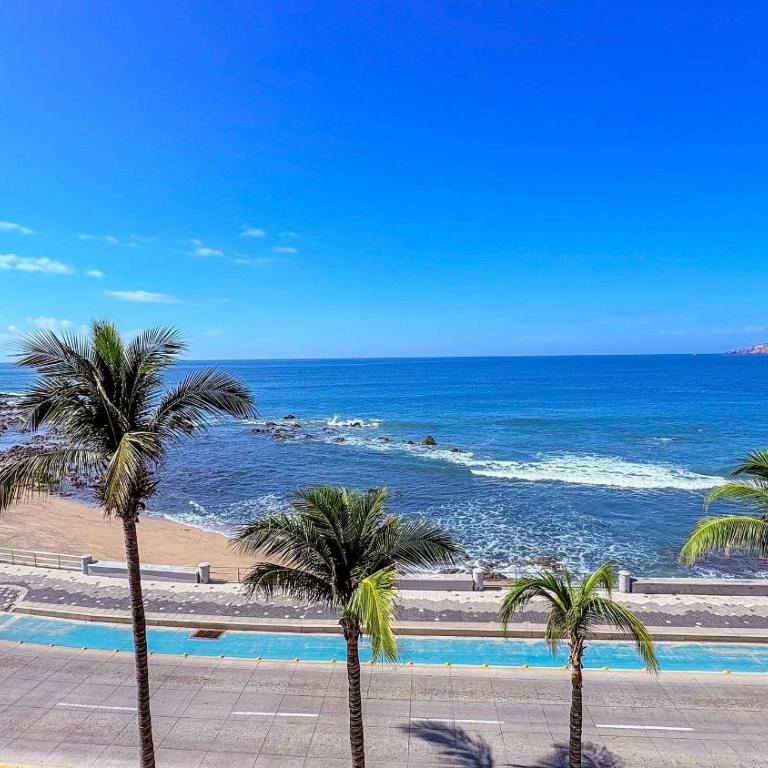 Boca de Cielo · Malecón · Ocean Views - Apartment with Balcony - 11