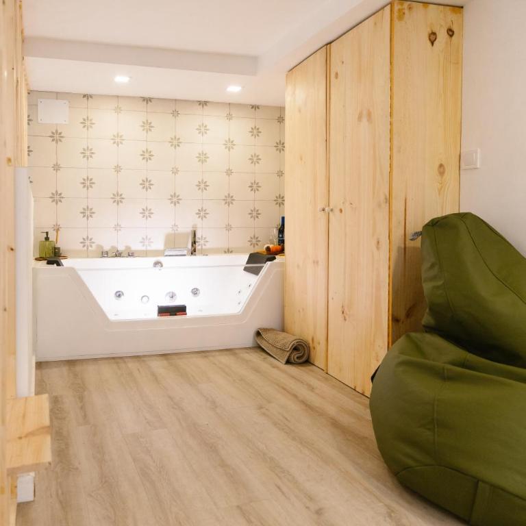 Vintage duplex with jacuzzi - Apartamento - Planta baja - 2