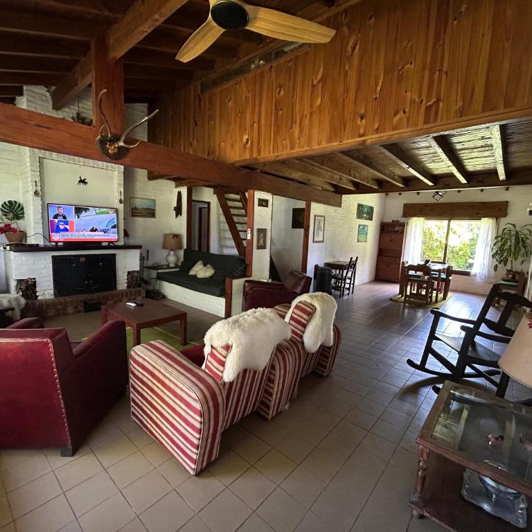 Casa Quinta El Refugio - Three-Bedroom House - 14