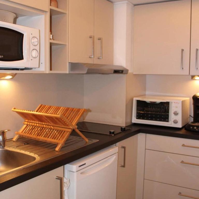 Appartement studio 2 personnes dans résidence vue mer - One-Bedroom Apartment - 11